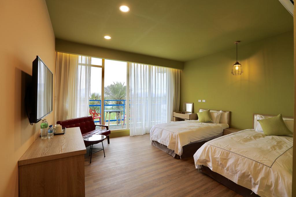 The Riverview Retreats 五結郷 エクステリア 写真